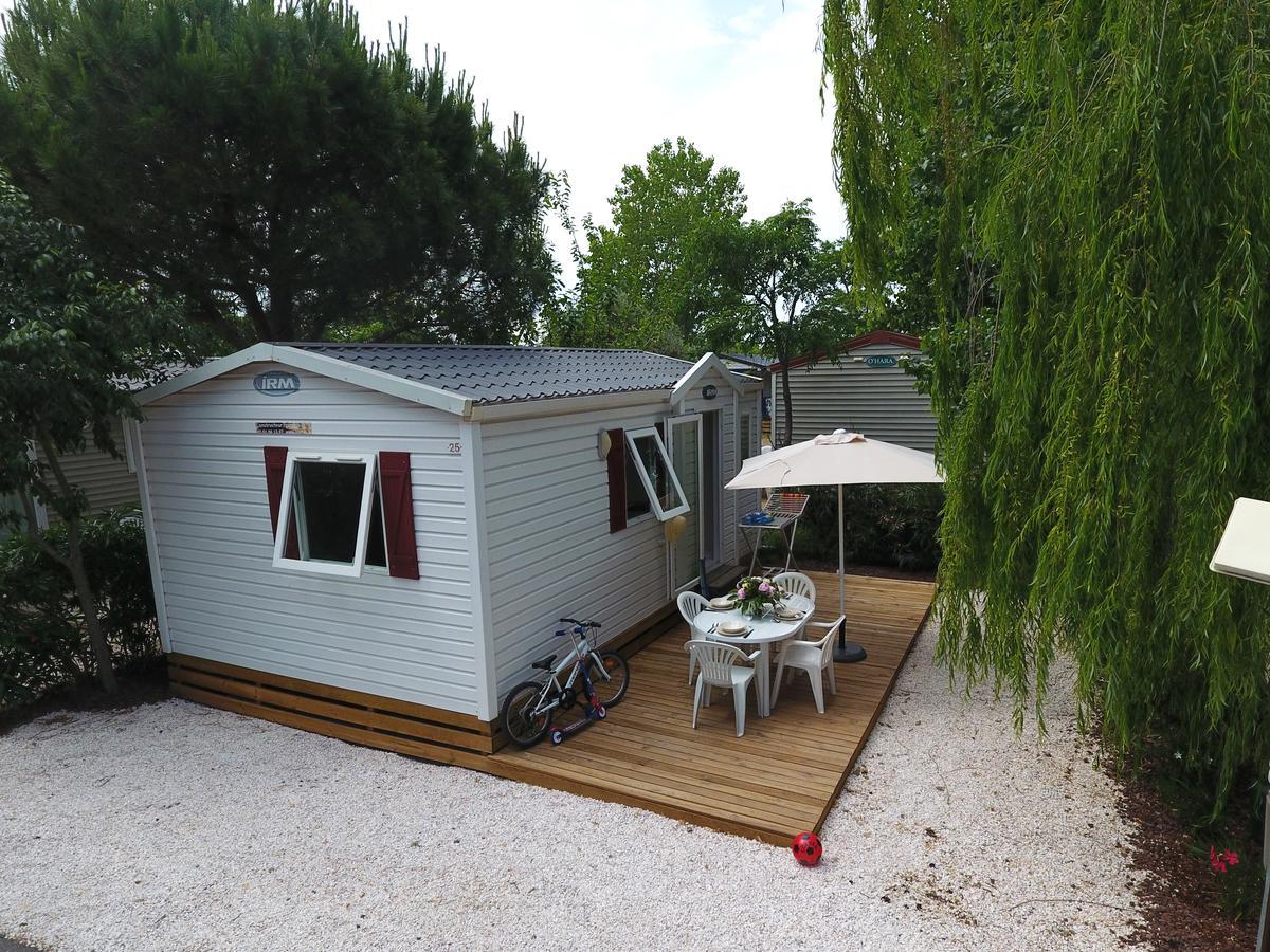 Camping Resort Les Champs Blancs Agde Exteriér fotografie